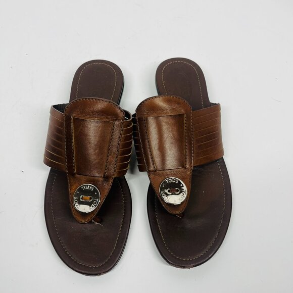 Tod's Shoes - Tod's Brown Leather Silver Detailed Flat Thong Sandal, Size 8.5